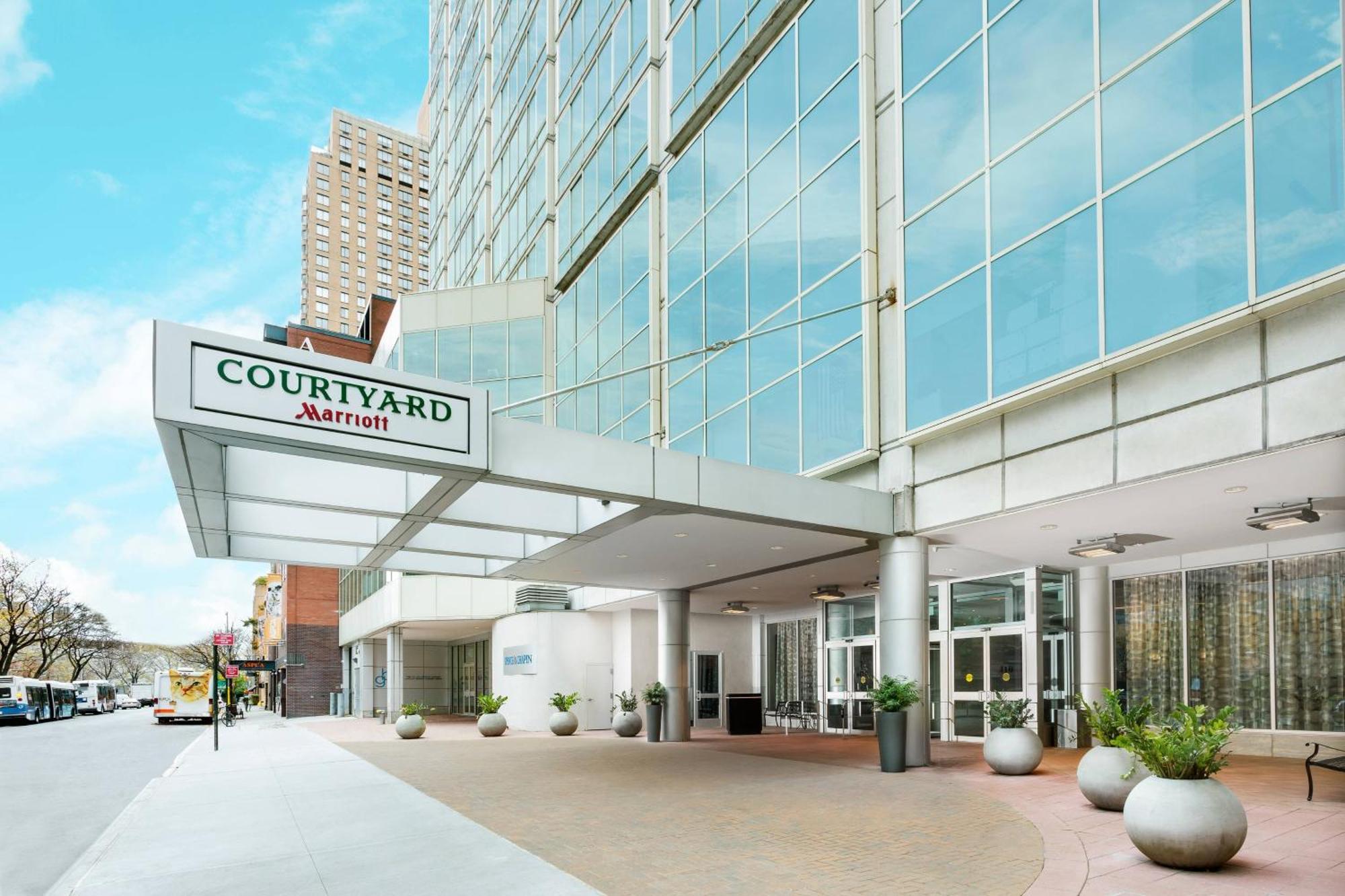 Courtyard New York Manhattan/Upper East Side Exterior foto